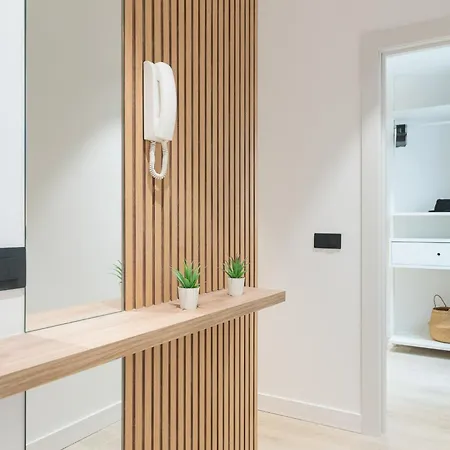 公寓 Home2book Stylish Beachfront Escape *