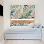 Home2book Stylish Beachfront Escape *